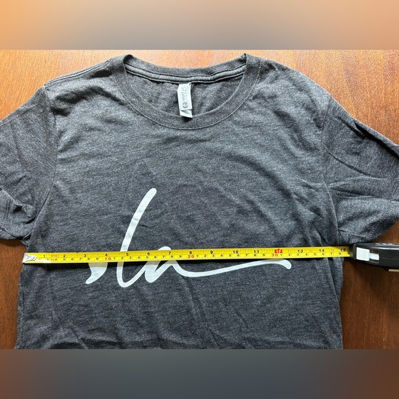 TEEPUBLIC Comma-La, ,La, Kamala Harris T-Shirt. Size L, Vintage Black - Picture 4 of 5